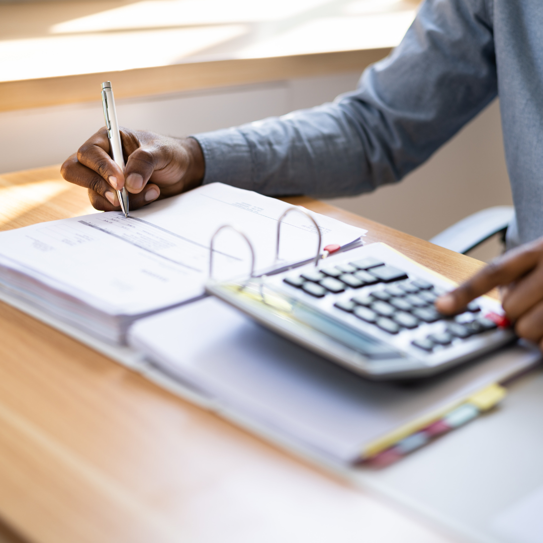 Domina la Contabilidad y Nóminas: ¡Tu camino para ser un experto empieza aquí!